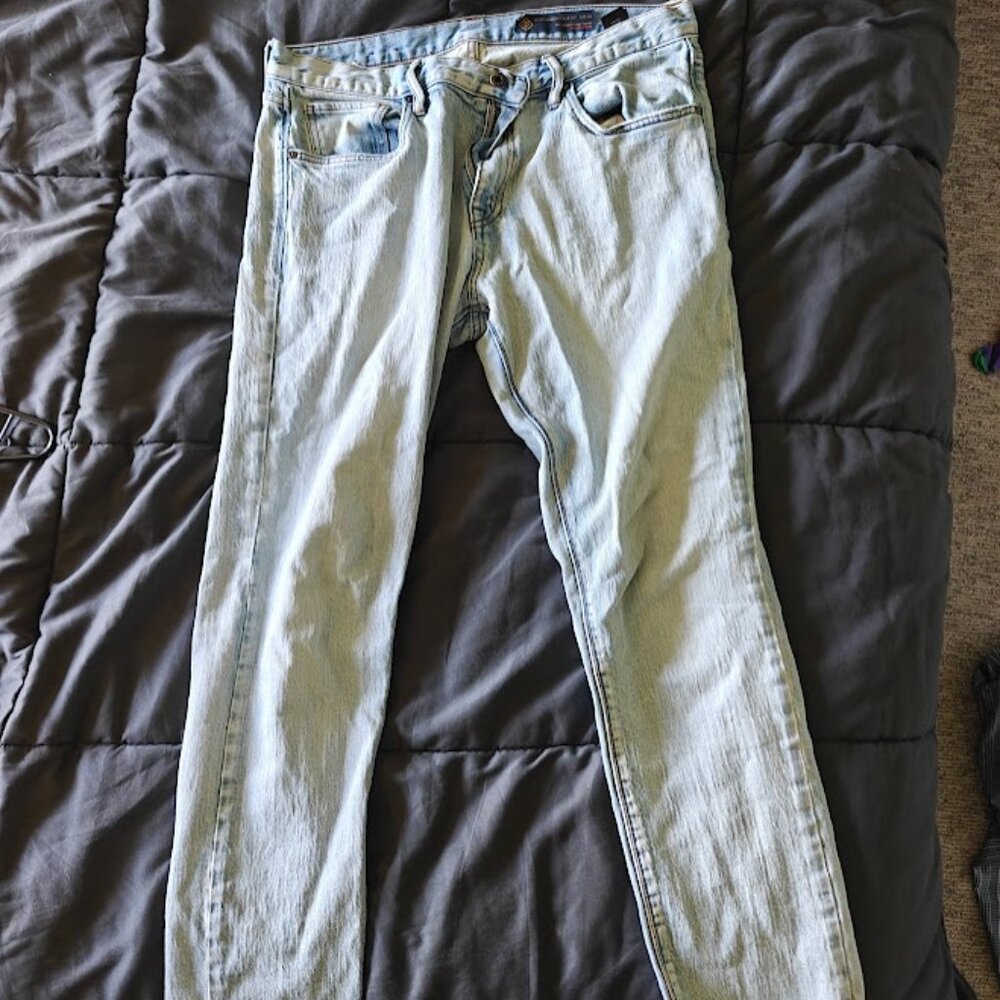 Roark HWY 133 Slim Stonewashed Jeans 36